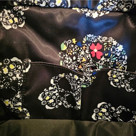 MMS DESIGN STUDIO Black Skull Satin Backpack‎ - Picture 6 of 10